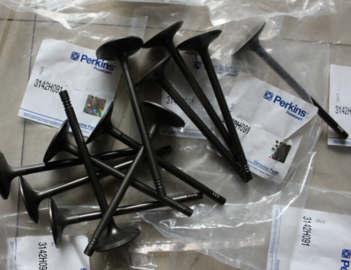 珀金斯1106A柴油機(jī)配件汽缸蓋、氣門、導(dǎo)管