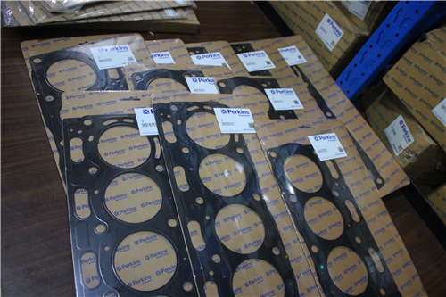 威爾遜信柴油發(fā)電機組配件1830346 C95汽缸蓋、汽缸墊、氣門、導(dǎo)管、座圈