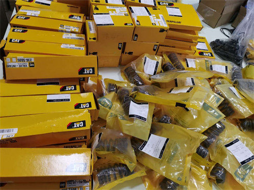 卡特發(fā)動機(jī)配件-裝載機(jī)零部件