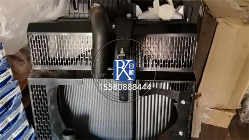 珀金斯5008AC-ETAG2發動機水箱溫度大揭秘：最低推薦溫度的關鍵密碼