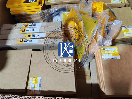 卡特彼勒CAT 推土機(jī)D9L：柴油發(fā)動機(jī)的實力擔(dān)當(dāng)與保養(yǎng)秘訣